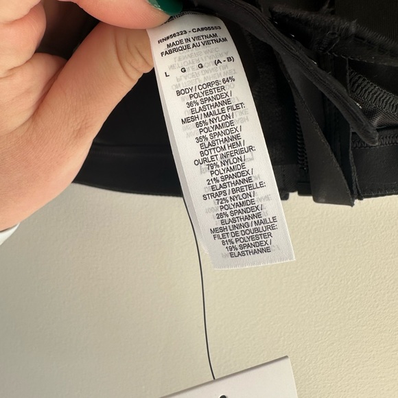 NWT Nike Alpha Bra High Support Black Size L (A-B cup size) - Picture 5 of 10